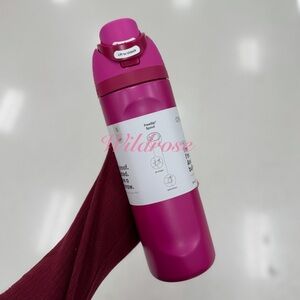 Owala READ MY LIPS 24OZ Freesip Target Valentines Day Release Freesip NWT